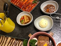 -草家酱蟹炭火烤肉店(珲春南路一店)
