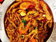 鸡爪煲-胖哥俩肉蟹煲(湖滨银泰in77店)