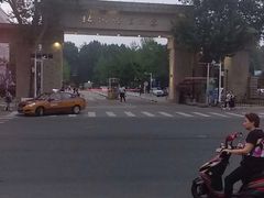 -语言大学-清真食堂
