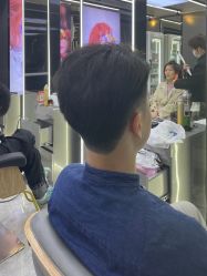 -藤野造型烫发染发