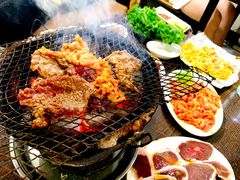 -韩风烤牛肉冷面店