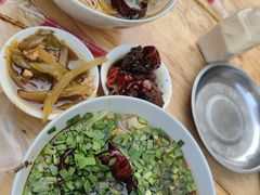 -越洋肖氏老米线(杨家坪店)