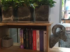 -HIGH FIVE哈福手工汉堡(桂林路店)