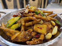 -江城燕子大排档(江汉路步行街店)