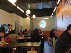 大堂-Asianplus海蓝鸡饭