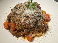 -LESCEDARS Brasserie Bistro香柏树