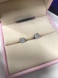 -威德钻石-克拉钻大本营(南京东路店)