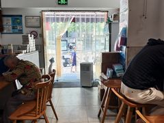-梦花街馄饨店(中华苑店)