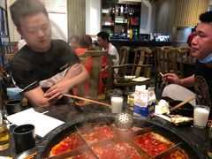 -渝宗老灶火锅(巴国城店)
