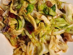 手撕包菜-莲餐厅·湖北菜·潜江小龙虾店(愚园路店)