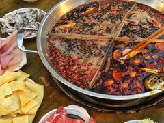 -储奇门鳝鱼火锅(总店)