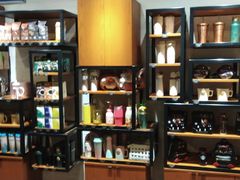 -星巴克(哈尔滨新一百店)