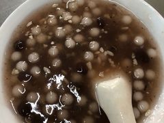 -芳婆糕团店(王府大街店)