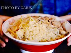 二郎系拉面-拉面莊夢語＆中华料理八椿
