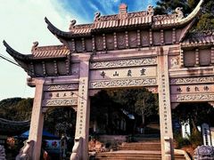 -灵岩山风景区