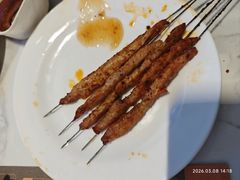 -金马门国际美食百汇(珞喻路店)