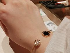 -戴高乐机场免税店(BuY PARIS DUTY FREE)