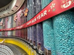 -m豆巧克力世界(上海世茂广场店)