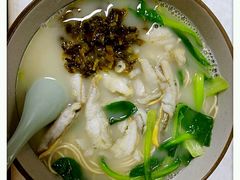 -明呈黄鱼面馆(斜土路店)