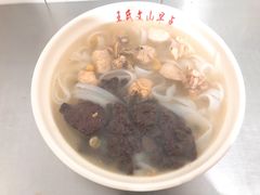 -文山荷鲜居(翠湖店)