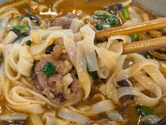 -丽丽三鲜螺蛳粉(田林路店)