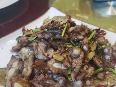 -宾朋海鲜饭庄(兴海路店)