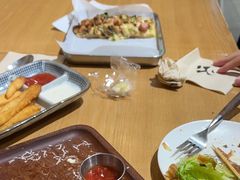 -HELLO 27 意面·沙拉·帕尼尼