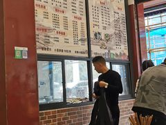 大堂-中和裴氏蹄花(府河路店)