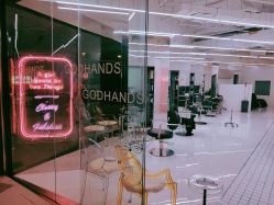 -Godhands美发设计沙龙
