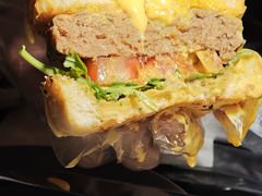 芝士瀑布汉堡-Lets burger非常汉堡·环球风味(蓝色港湾店)