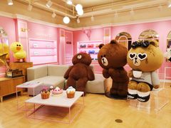 -LINE FRIENDS Garosu-gil Flagship Store