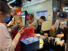 -瑞幸咖啡(东直门枢纽店)