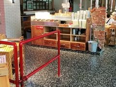 大堂-么肆烤肉·中式自助·烤肉大排档(街道口季佳PAI店)