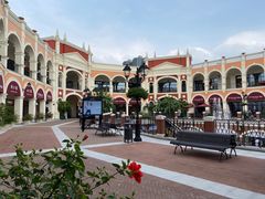 -佛罗伦萨小镇广佛名品奥特莱斯(疏港路店)