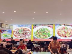 -川流不息·地道川菜·小龙虾(松东路店)