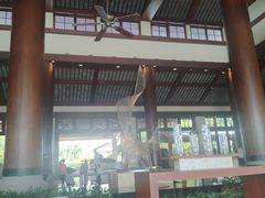 -三亚亚龙湾希尔顿酒店
