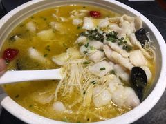 -李记饺子·熏酱东北菜(欢乐谷店)