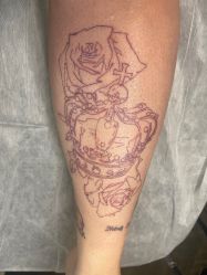 -鳌首刺青纹身 穿孔饰品店