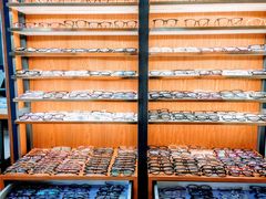 -优医视平价眼镜蔡司依视路折扣工厂店(德胜门店)