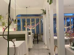 -春树下·树屋花房西餐厅(罍街AS1980店)