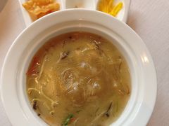 菊花生拆鲜鱼羹-三号黄浦会Canton Table