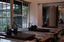 -无界瑜伽普拉提