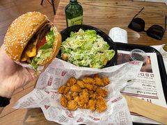-The Habit Burger Grill 哈比特汉堡(世博店)