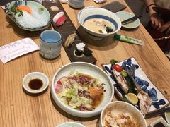 -初居食屋日式料理(万象城购物中心店)