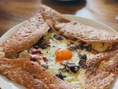 鸡蛋蘑菇熏肉荞麦可丽饼-RAC BAR(安福路店)