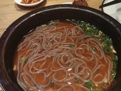 -帅巴人舅母子腊蹄民俗村
