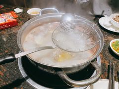 牛骨清汤底-八合里潮汕鲜牛肉火锅(惠州华贸店)