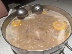 -肥仔文澳门猪骨煲(南京西路店)