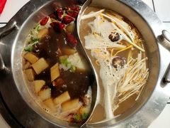 招牌卤味牛杂锅-喜悦小串丹东小黄牛海鲜烧烤大排档(民主广场店)