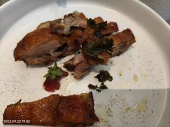 -渔语鱼酸菜鱼新川菜(来福士店)